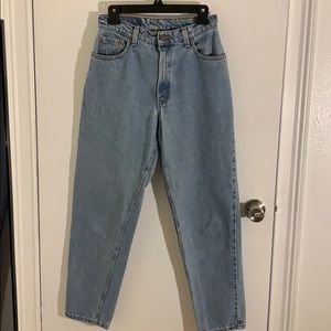 Vintage Levi mom jeans